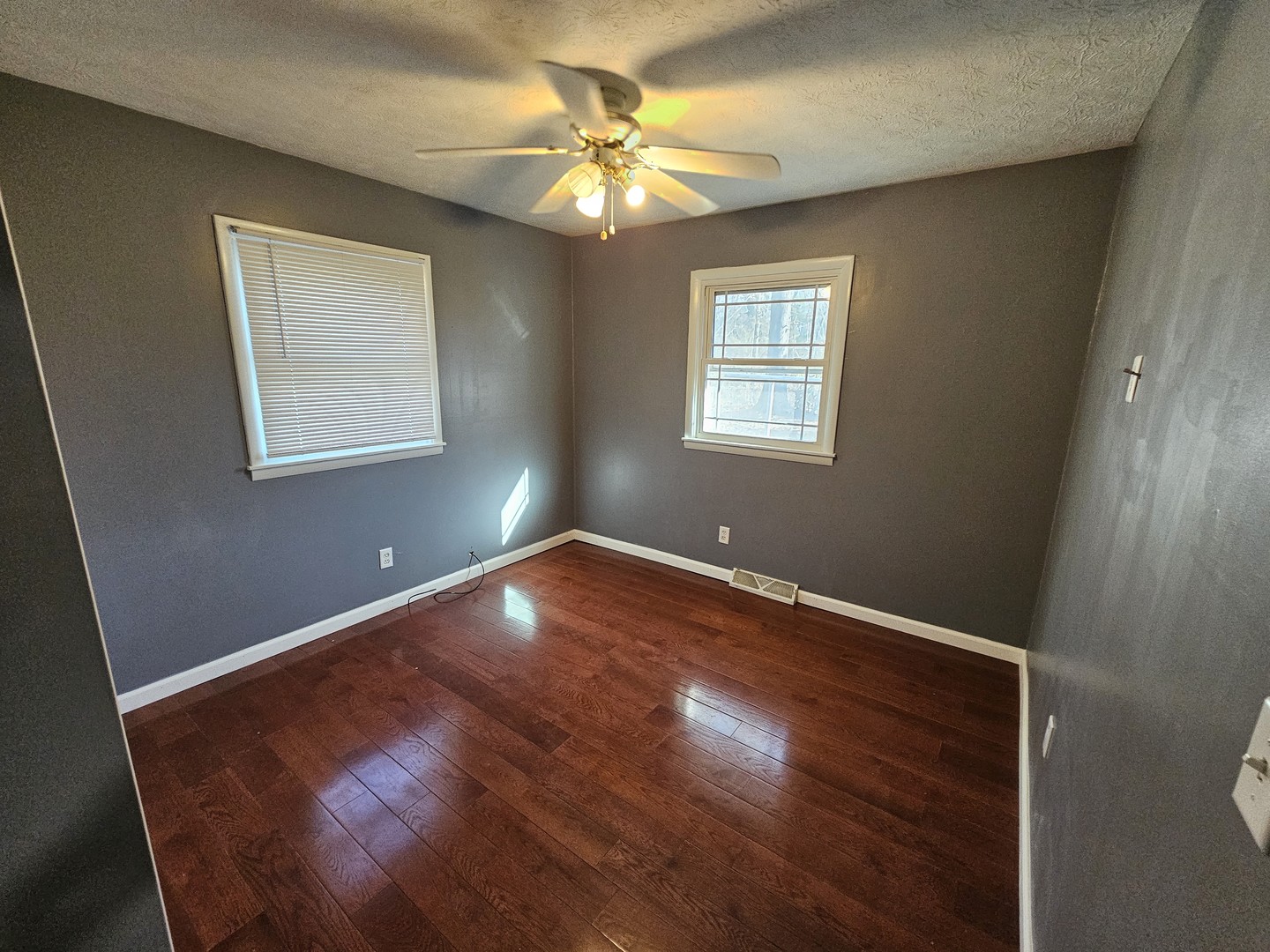111 W Hickory Street Property Photo 16