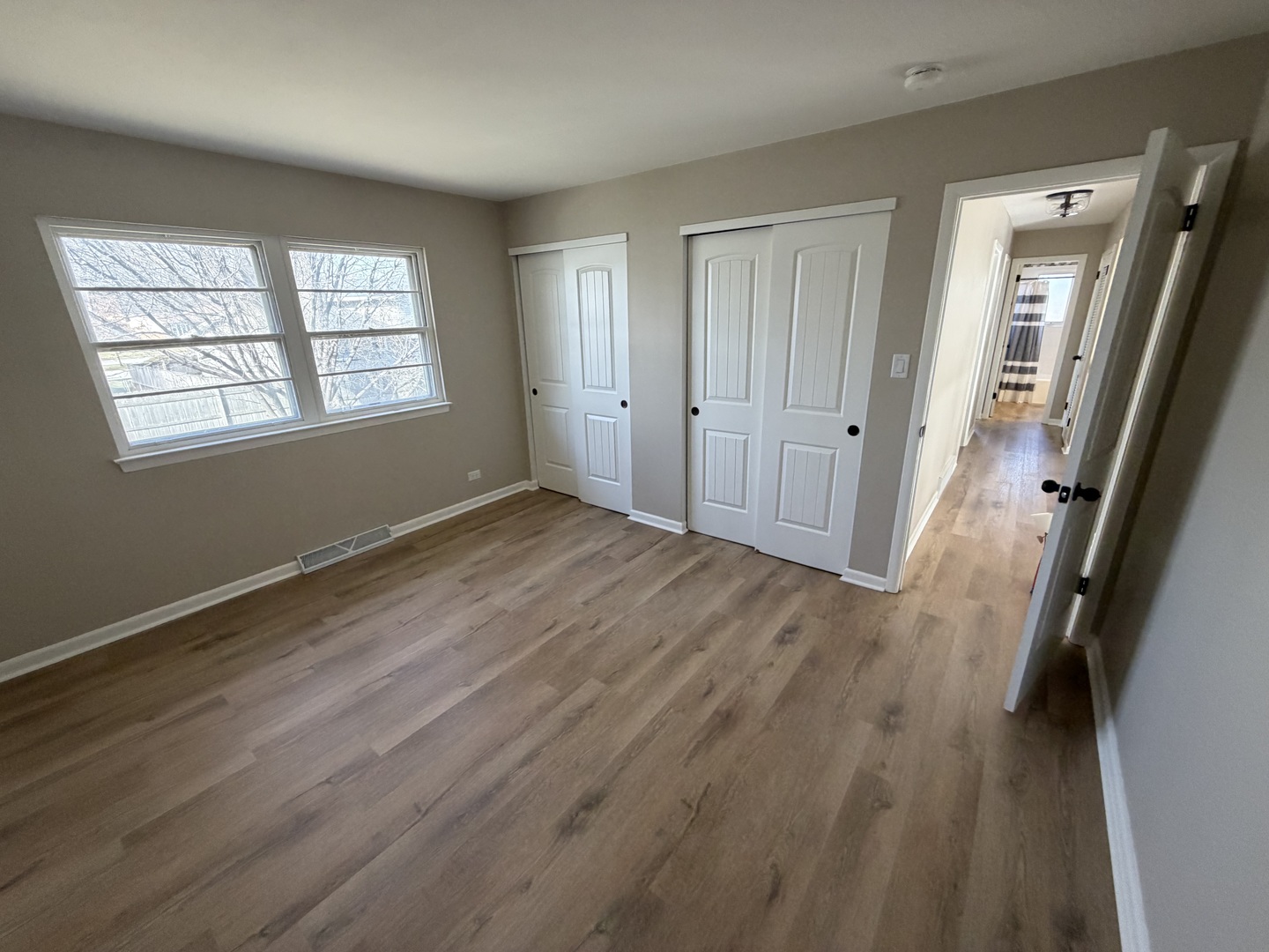 1534 E Palatine Road Property Photo 11