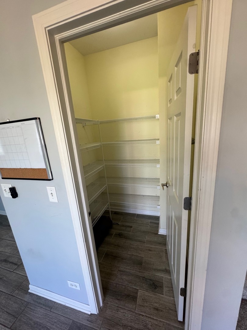 801 Parkside Lane Property Photo 10