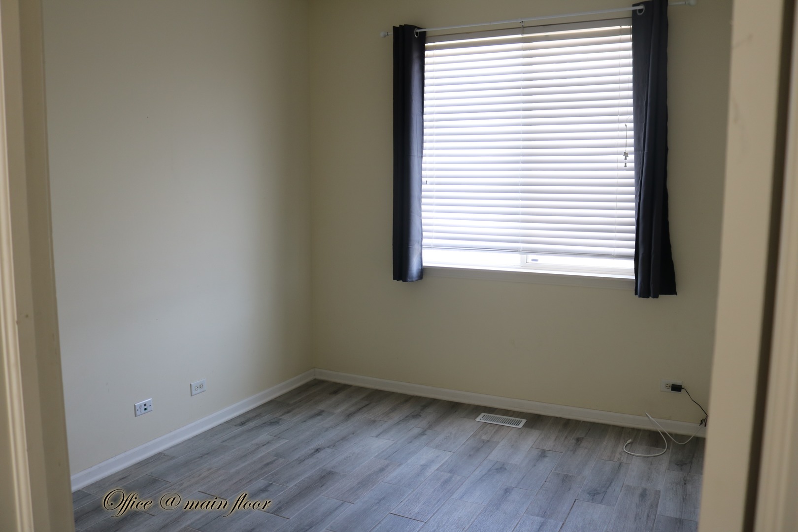 801 Parkside Lane Property Photo 15