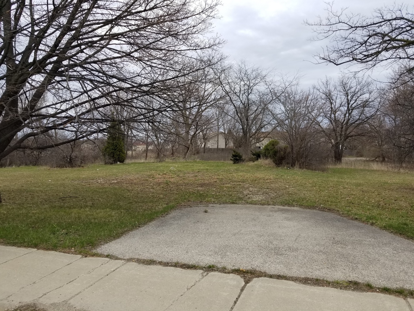 1577 N Dilleys Road Property Photo 1