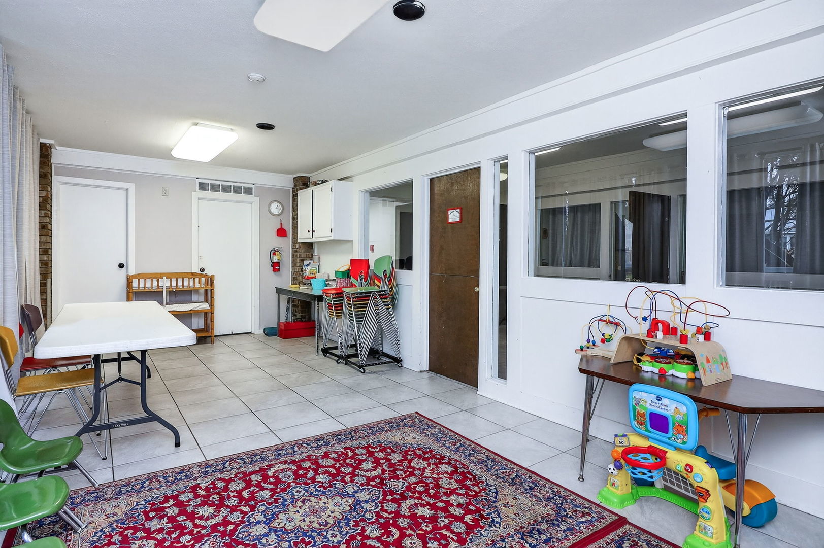 308 W Robinhood Way Property Photo 11