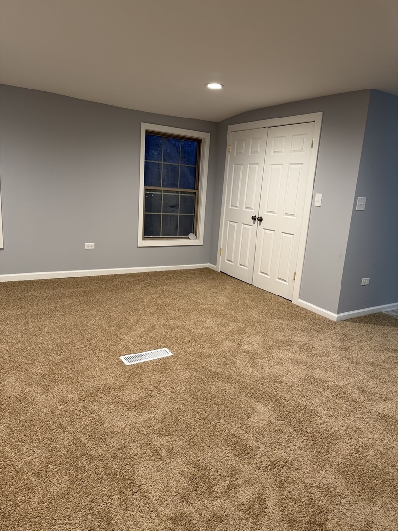14436 S Stewart Avenue Property Photo 7