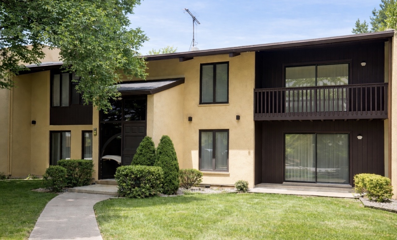 1050 Holbrook Road I Property Photo 1