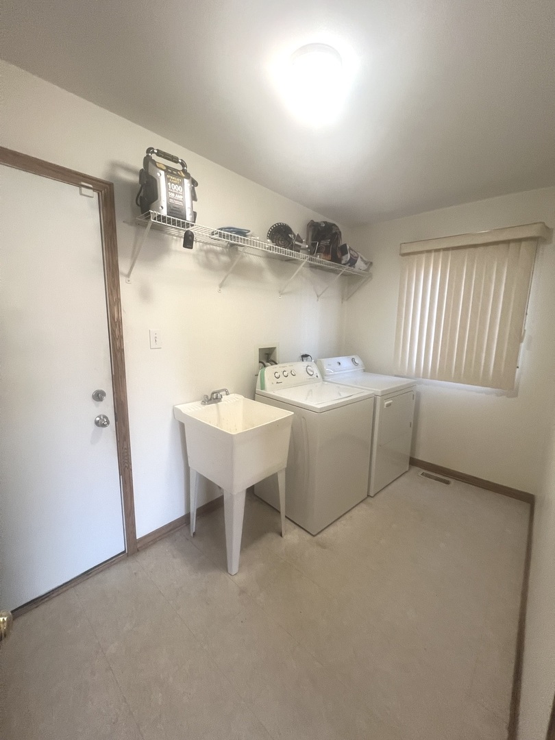 14913 Sheila Court Property Photo 14