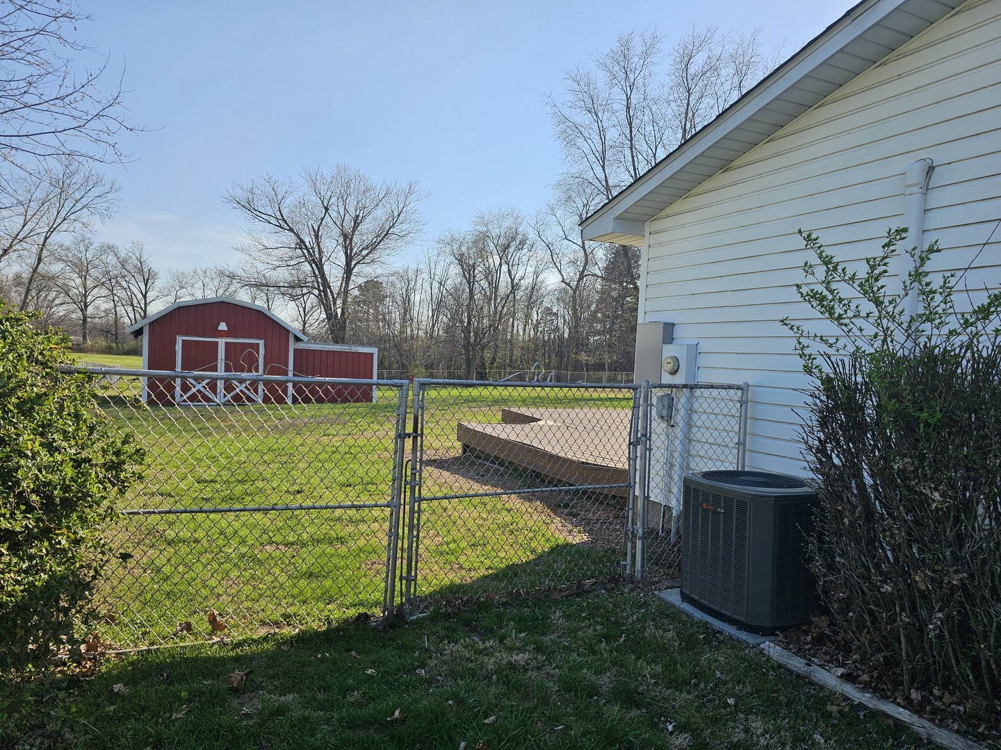 14927 E Clearview Road Property Photo 8