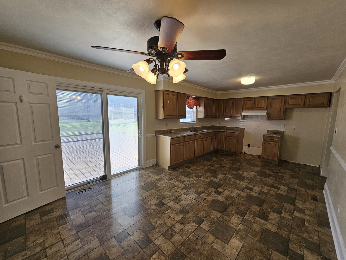 14927 E Clearview Road Property Photo 13