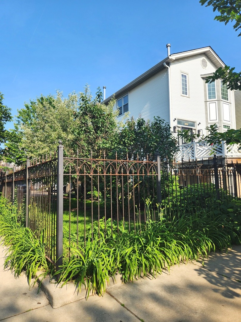 12599246 Property Photo 1