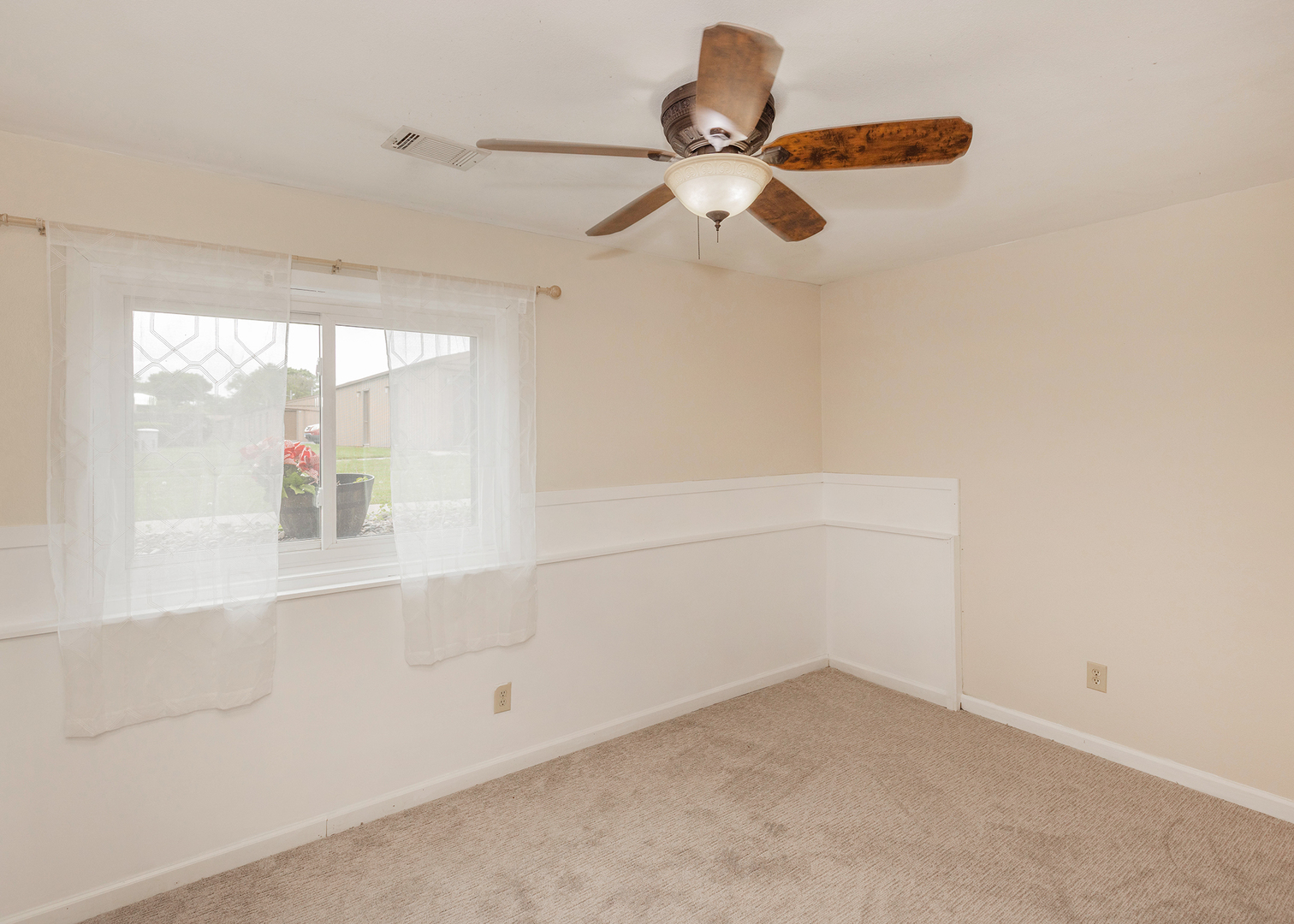 1211 48th Avenue 26 Property Photo 10