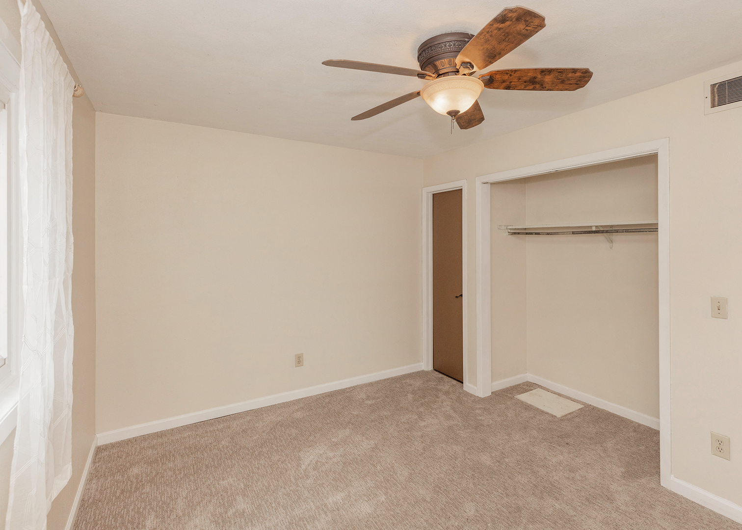 1211 48th Avenue 26 Property Photo 13
