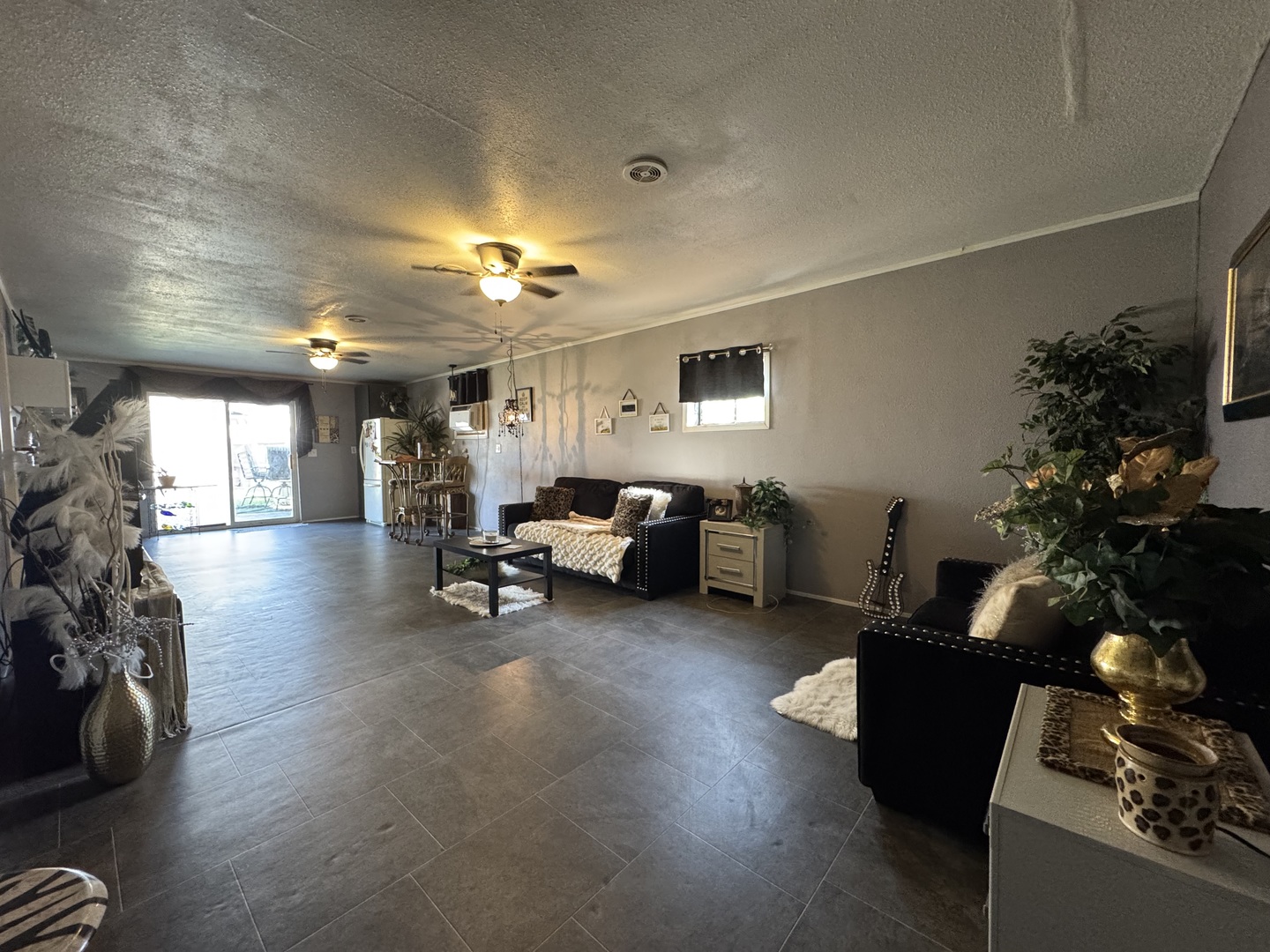 1205 E Main Street Property Photo 8