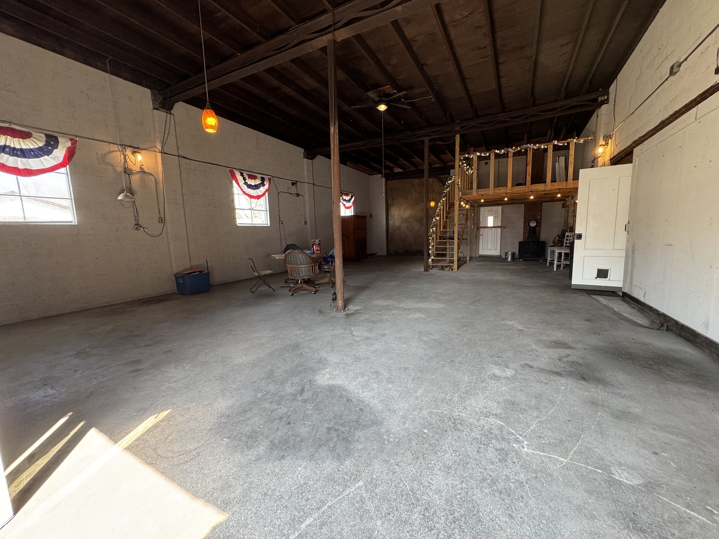 1205 E Main Street Property Photo 17