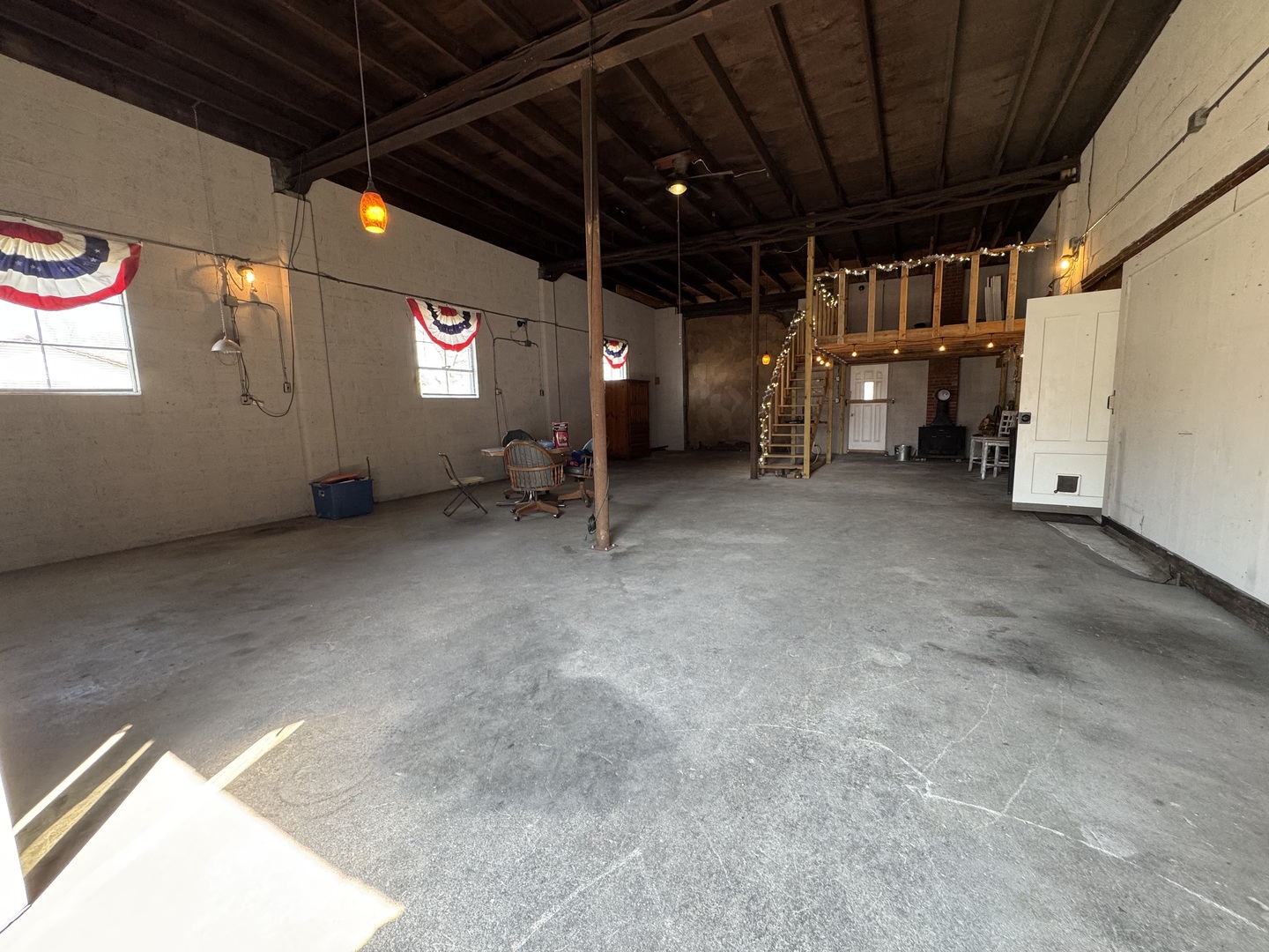 1205 E Main Street Property Photo 18