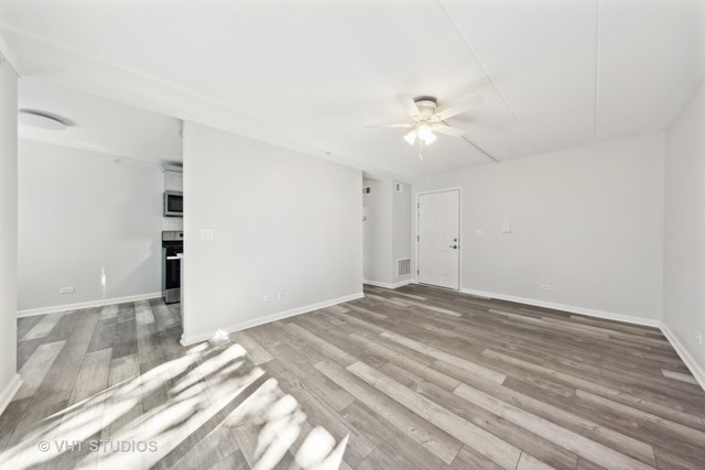 515 N Cass Avenue 2h Property Photo 4