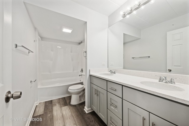 515 N Cass Avenue 2h Property Photo 14
