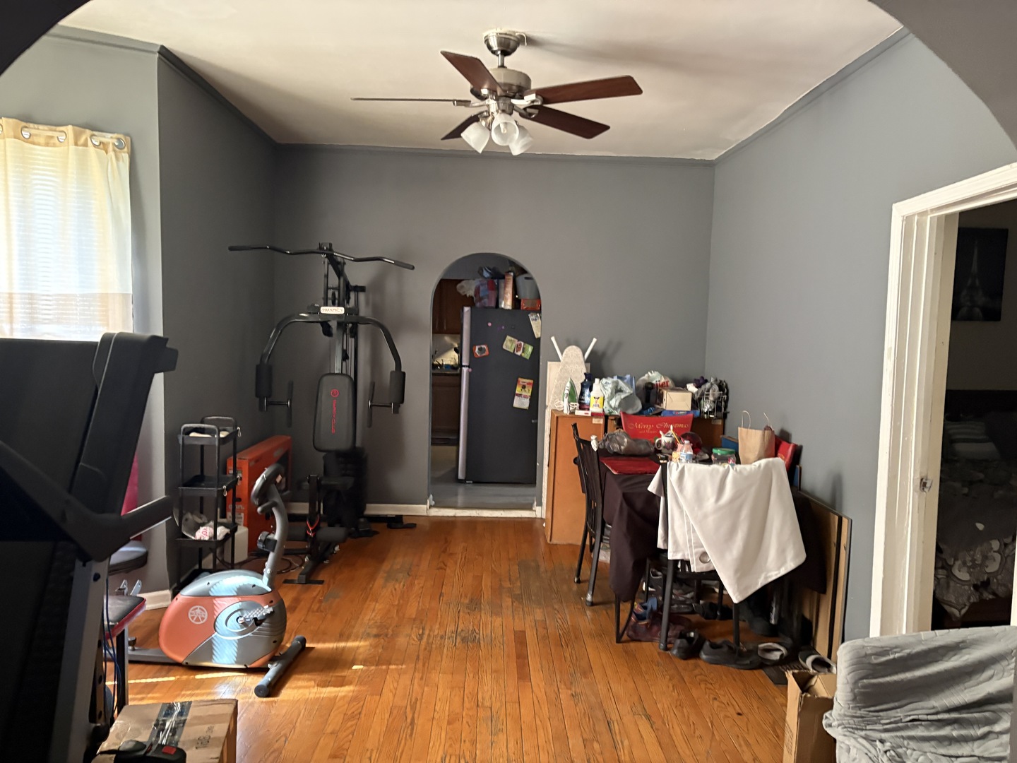 10230 S Parnell Avenue Property Photo 6