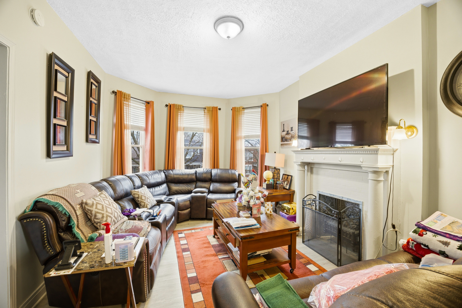 7014 S Calumet Avenue Property Photo 4