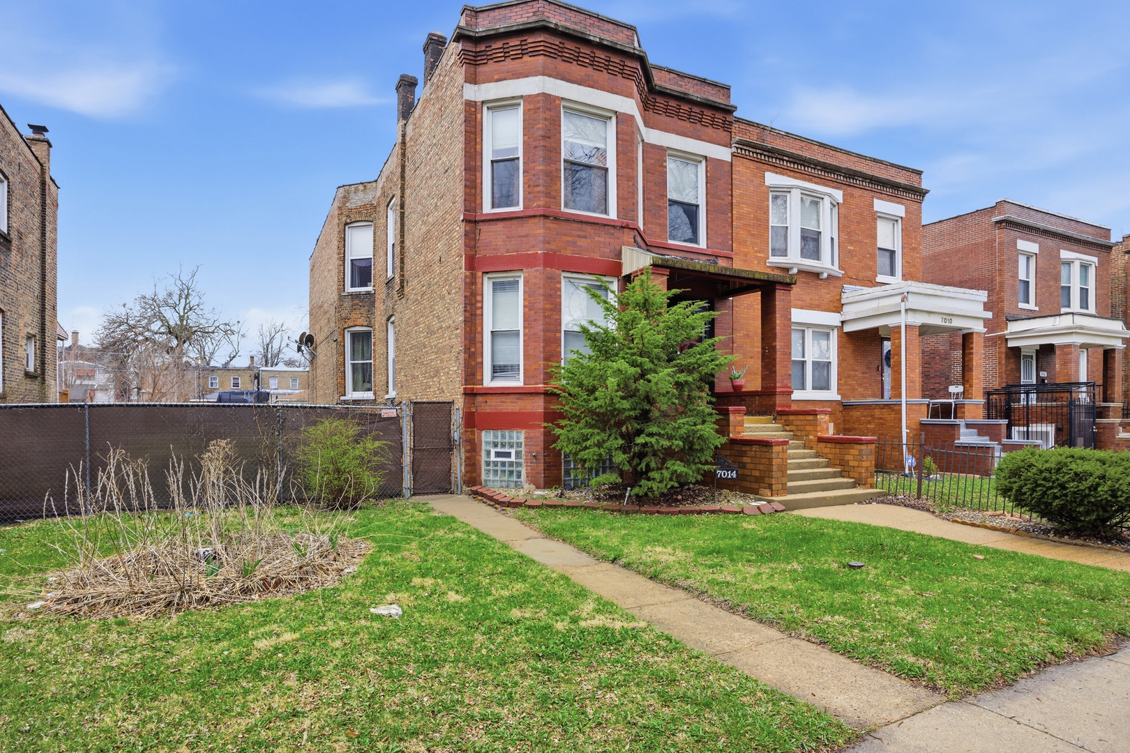 7014 S Calumet Avenue Property Photo 14