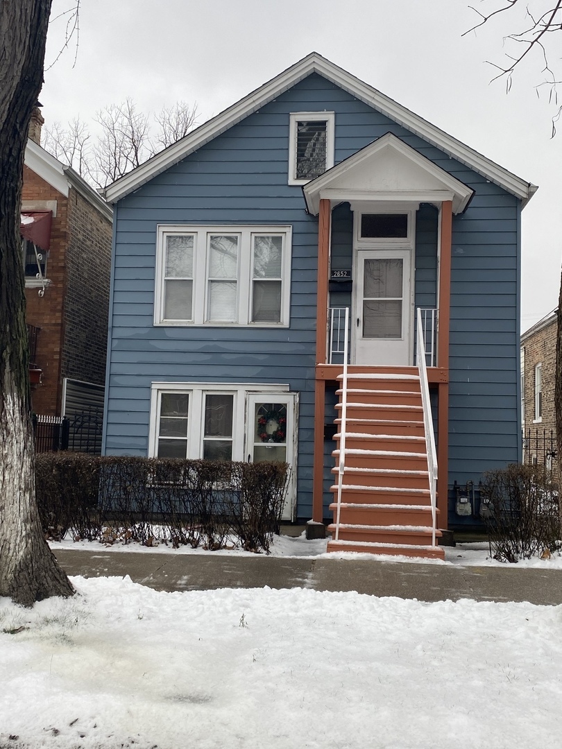 2652 S Komensky Avenue Property Photo 1