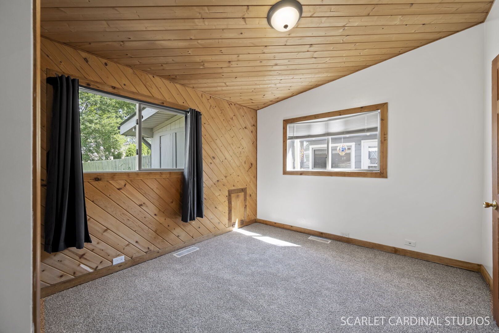 515 N Western Avenue Property Photo 14