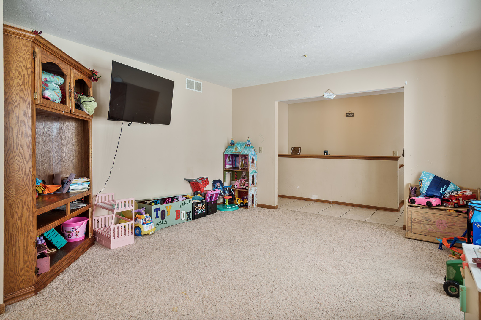 136 Harvest Glenn Drive Property Photo 23