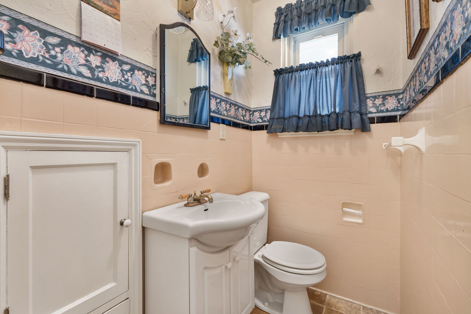 2210 30th Street Property Photo 17