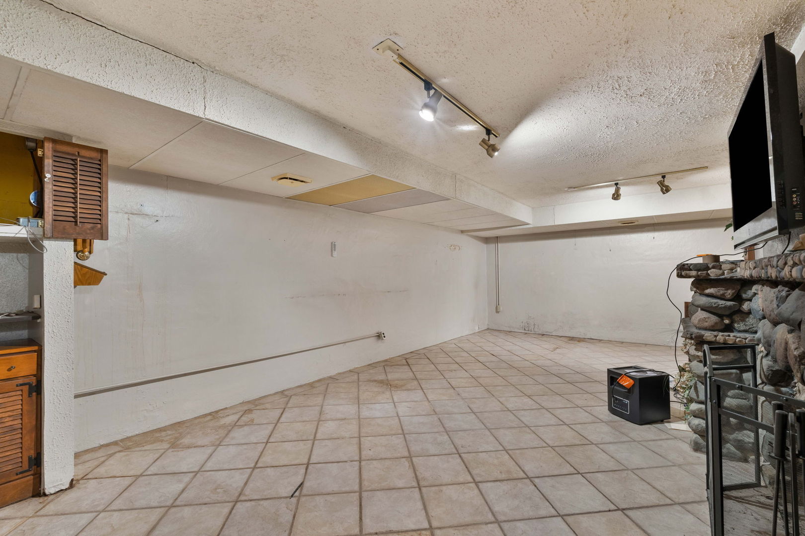 2210 30th Street Property Photo 27
