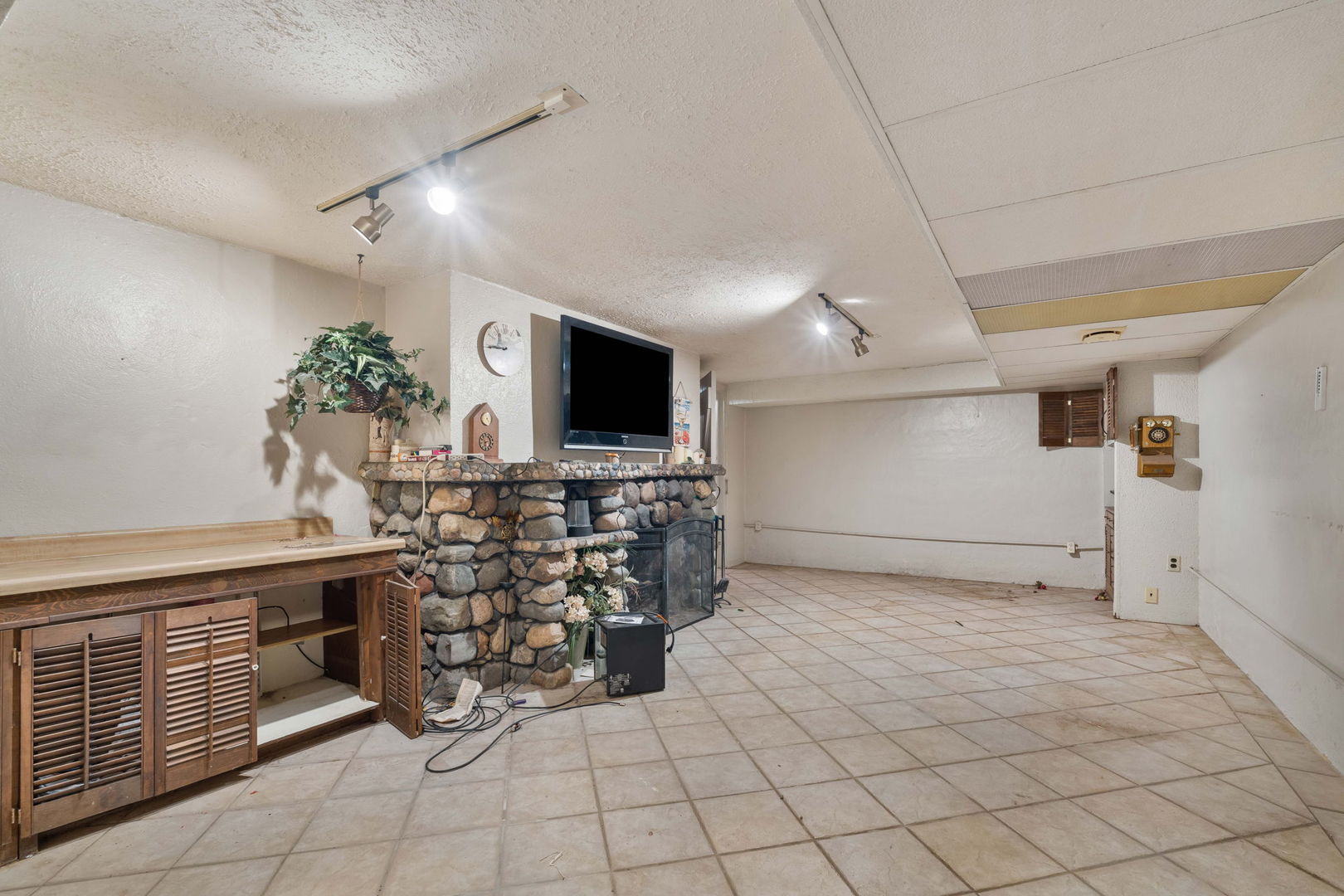2210 30th Street Property Photo 28