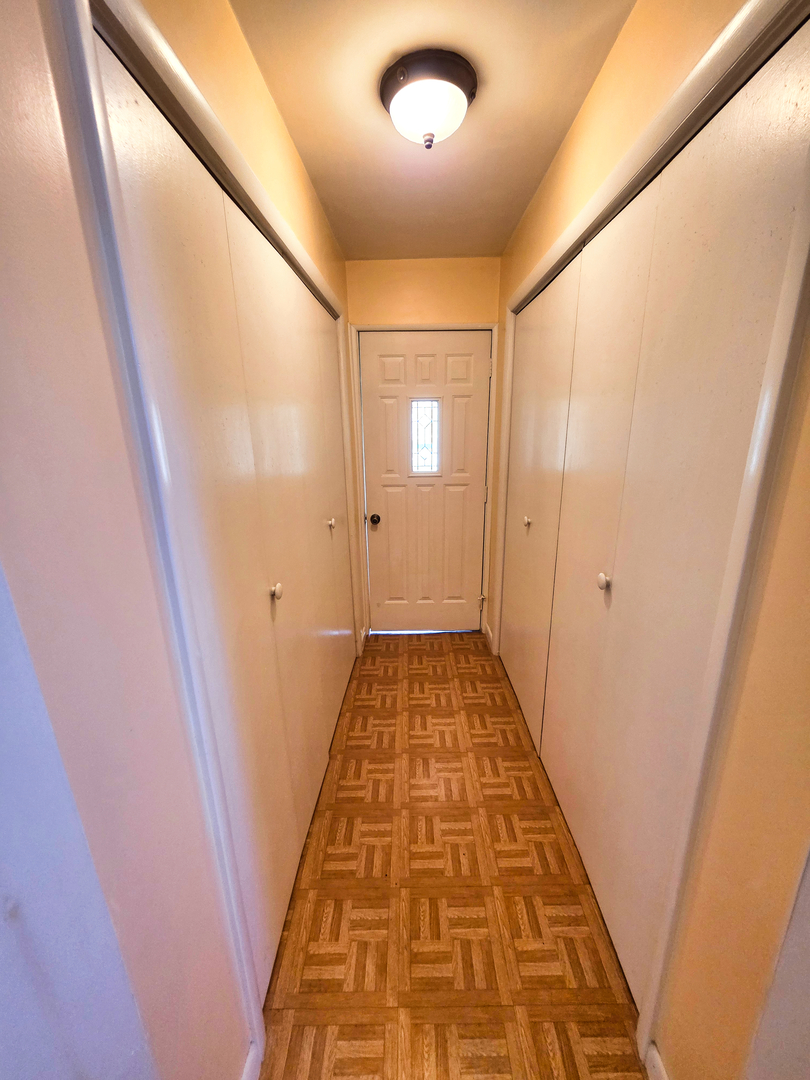 542 Vincennes Avenue Property Photo 15