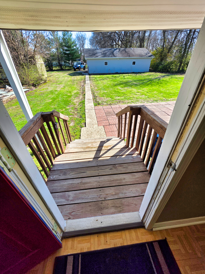542 Vincennes Avenue Property Photo 44