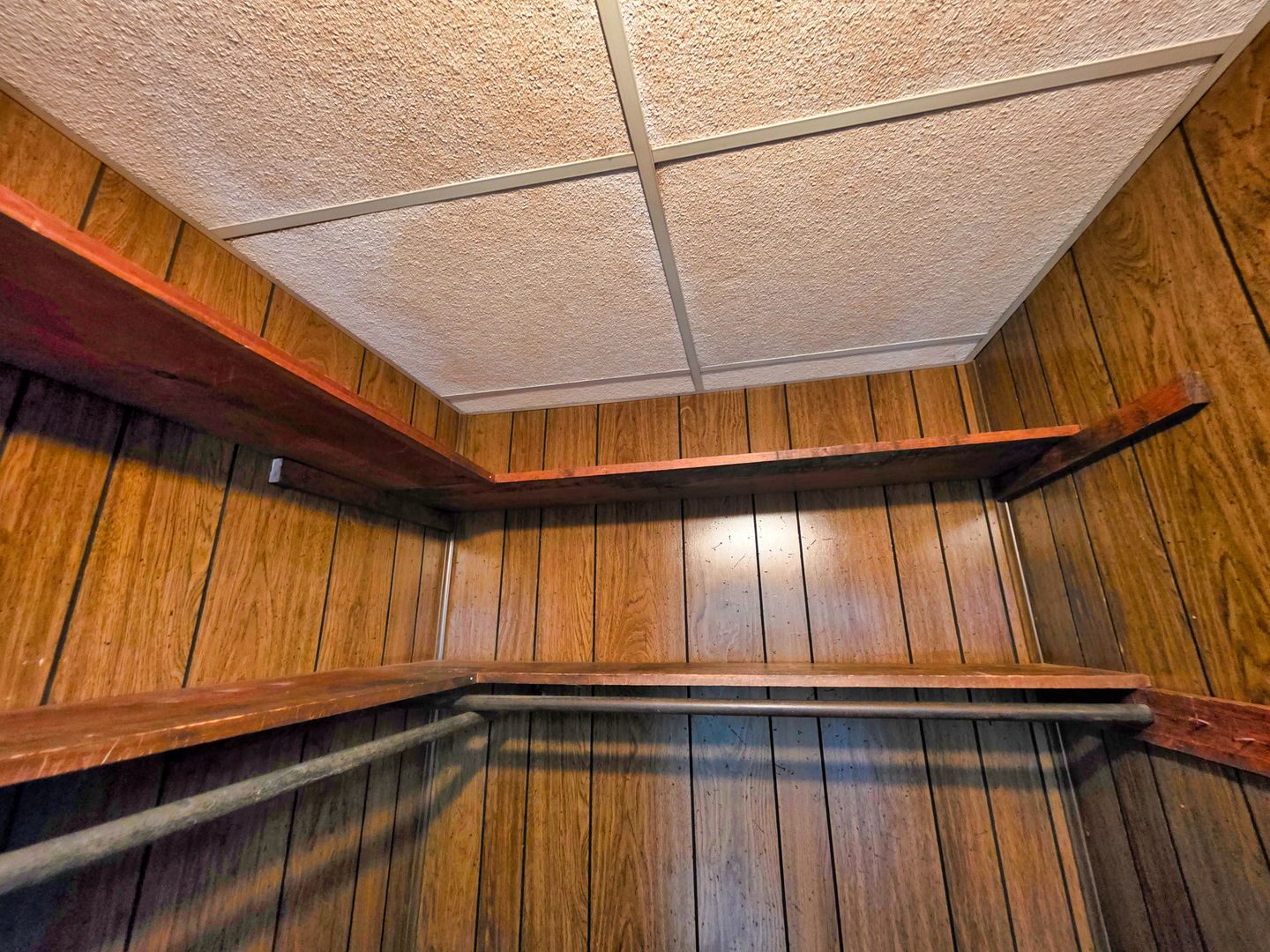 542 Vincennes Avenue Property Photo 47