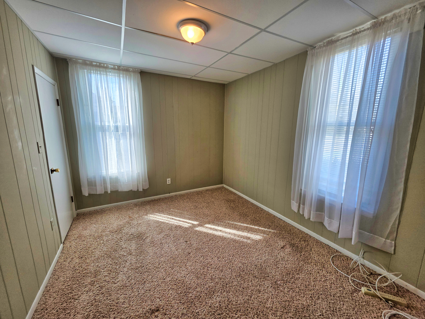 542 Vincennes Avenue Property Photo 49