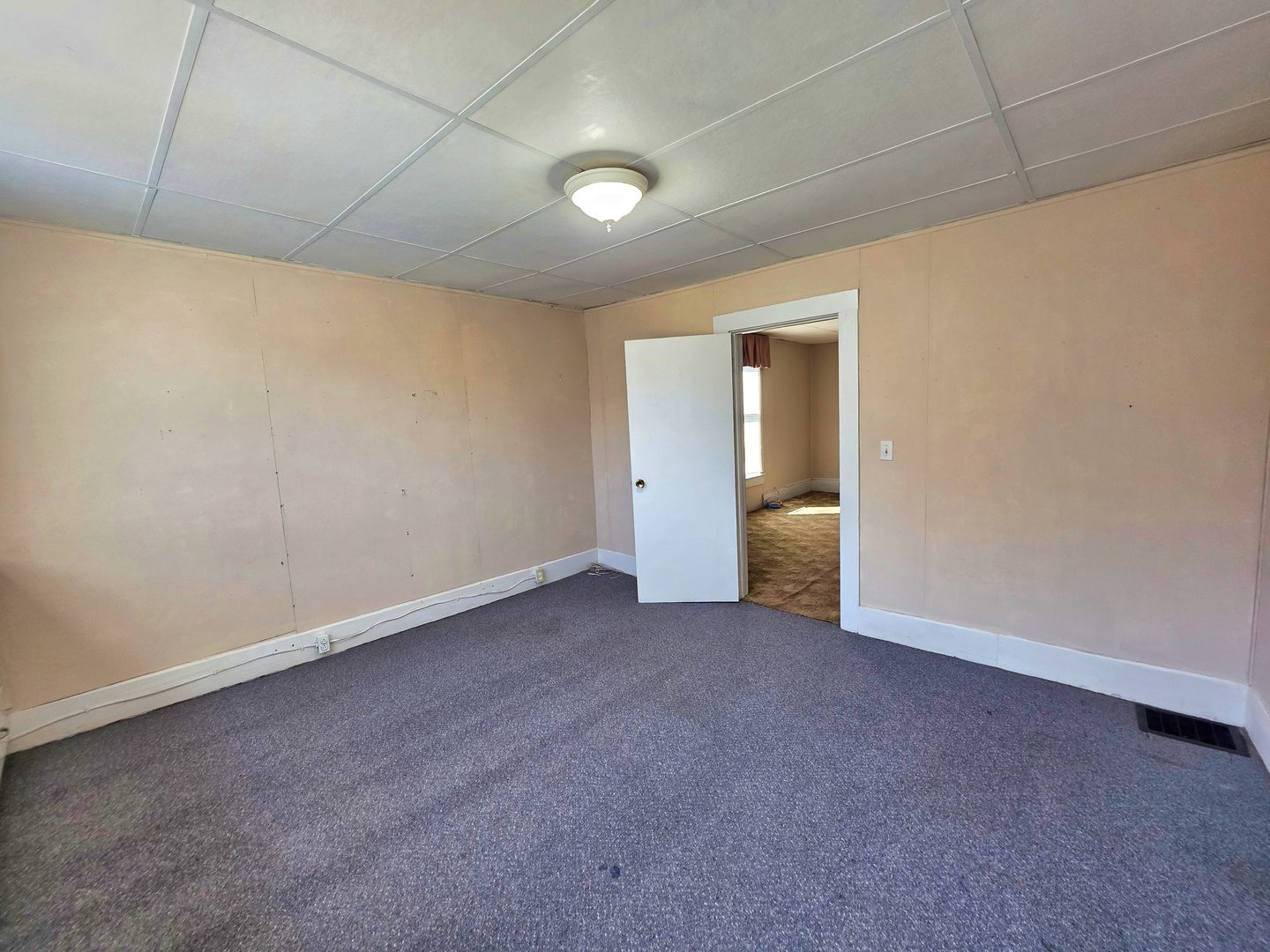 542 Vincennes Avenue Property Photo 63