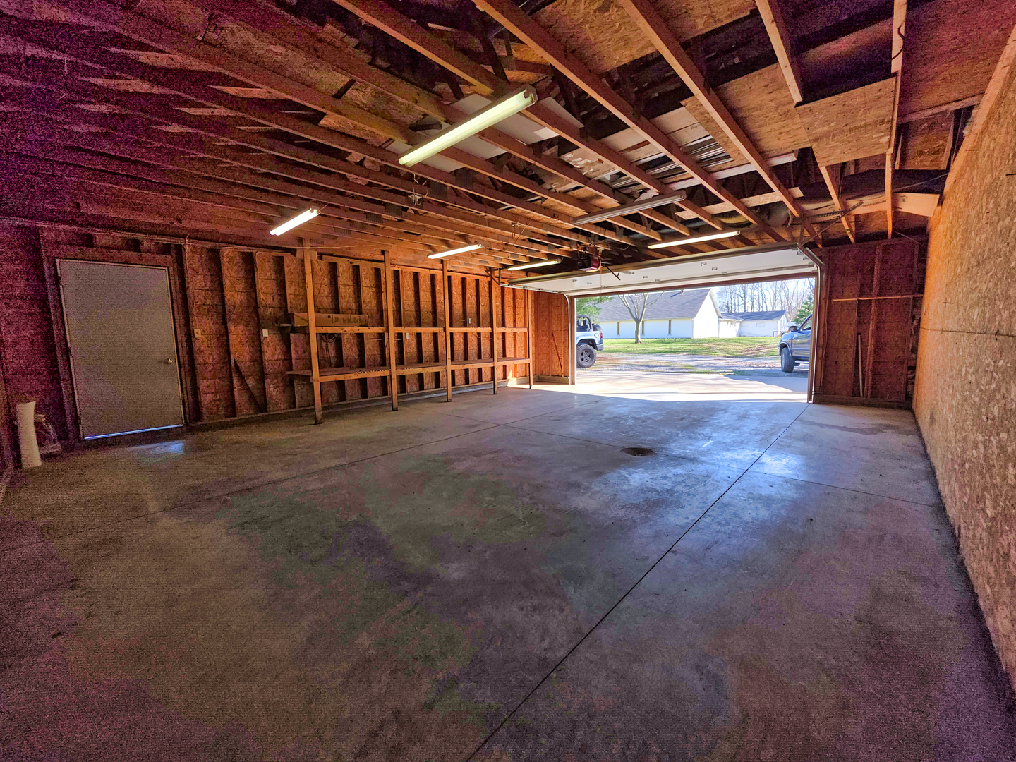 542 Vincennes Avenue Property Photo 74