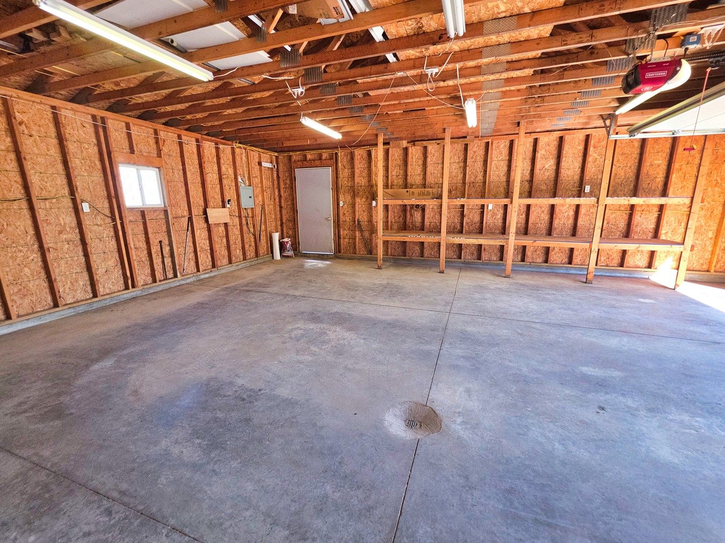 542 Vincennes Avenue Property Photo 75