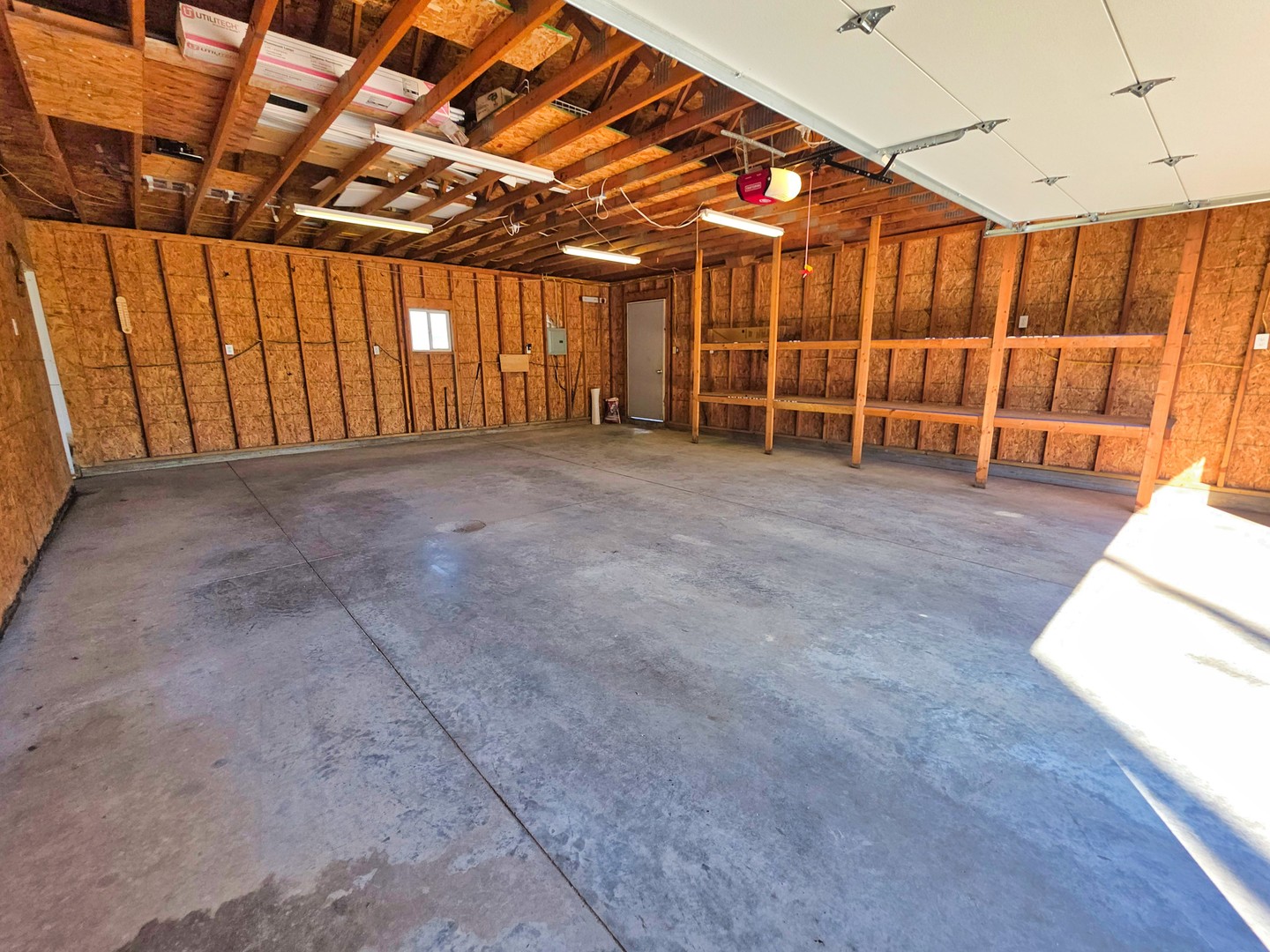 542 Vincennes Avenue Property Photo 76