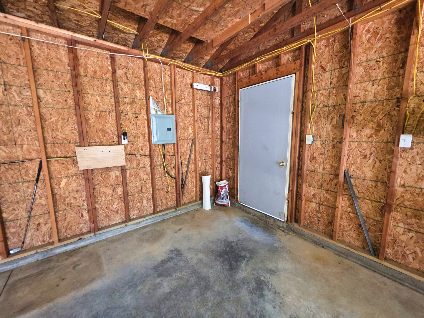 542 Vincennes Avenue Property Photo 78