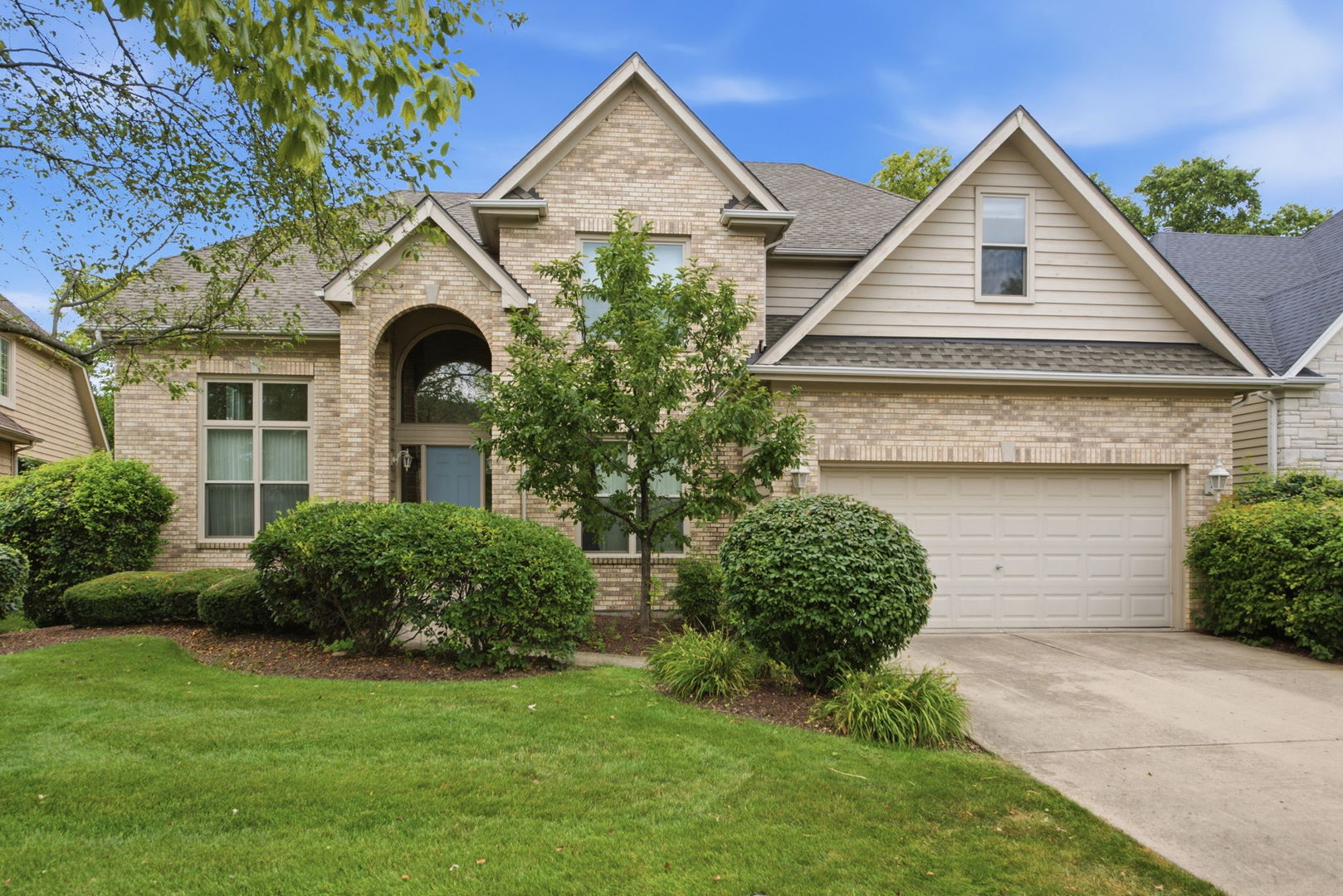 2529 Danhaven Court Property Photo 1