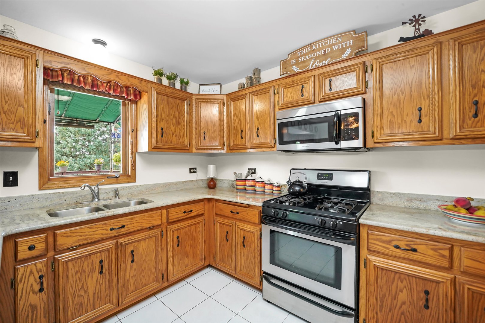 16620 Pear Avenue Property Photo 19