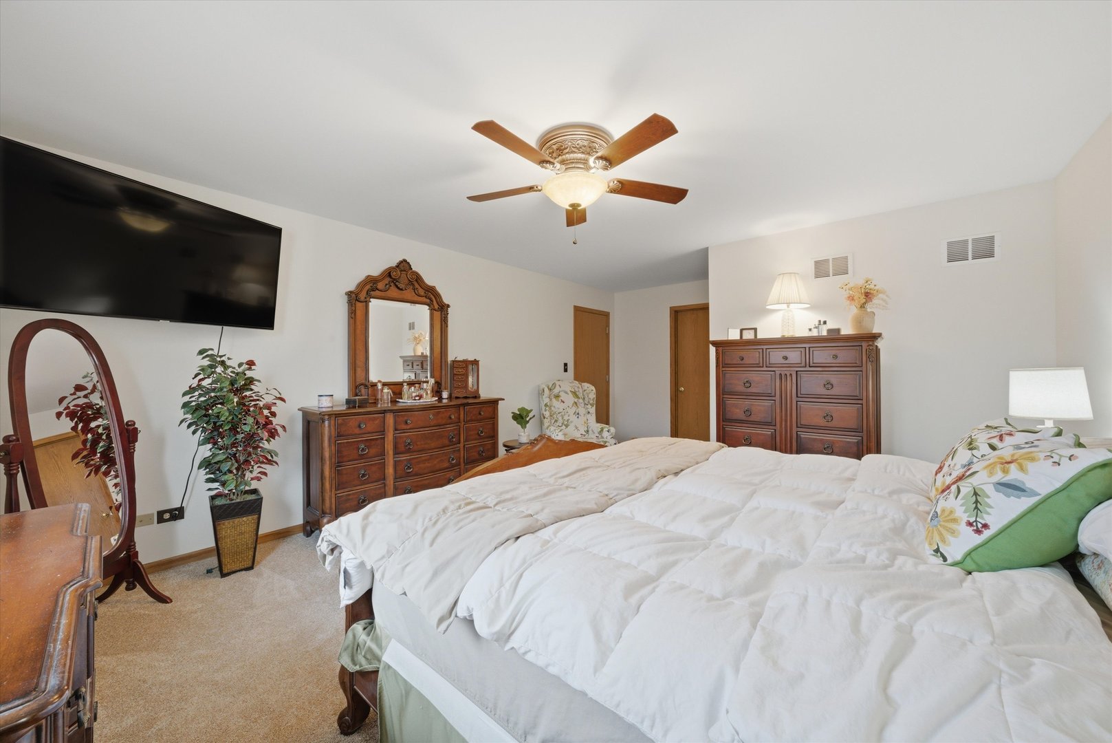 16620 Pear Avenue Property Photo 25
