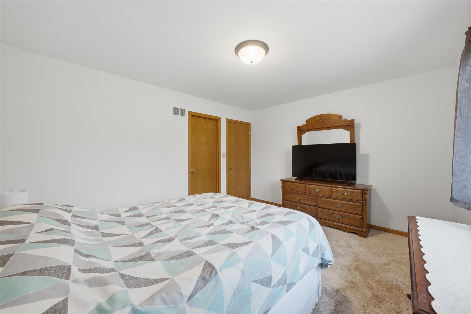 16620 Pear Avenue Property Photo 33