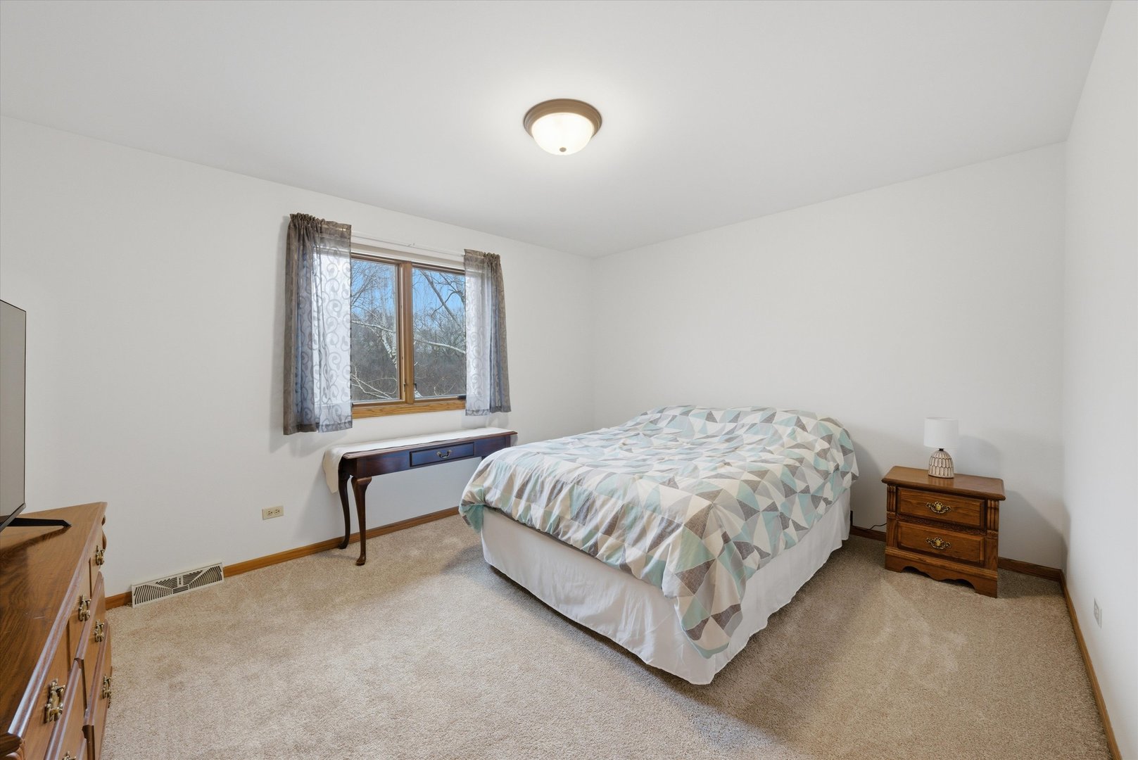 16620 Pear Avenue Property Photo 34