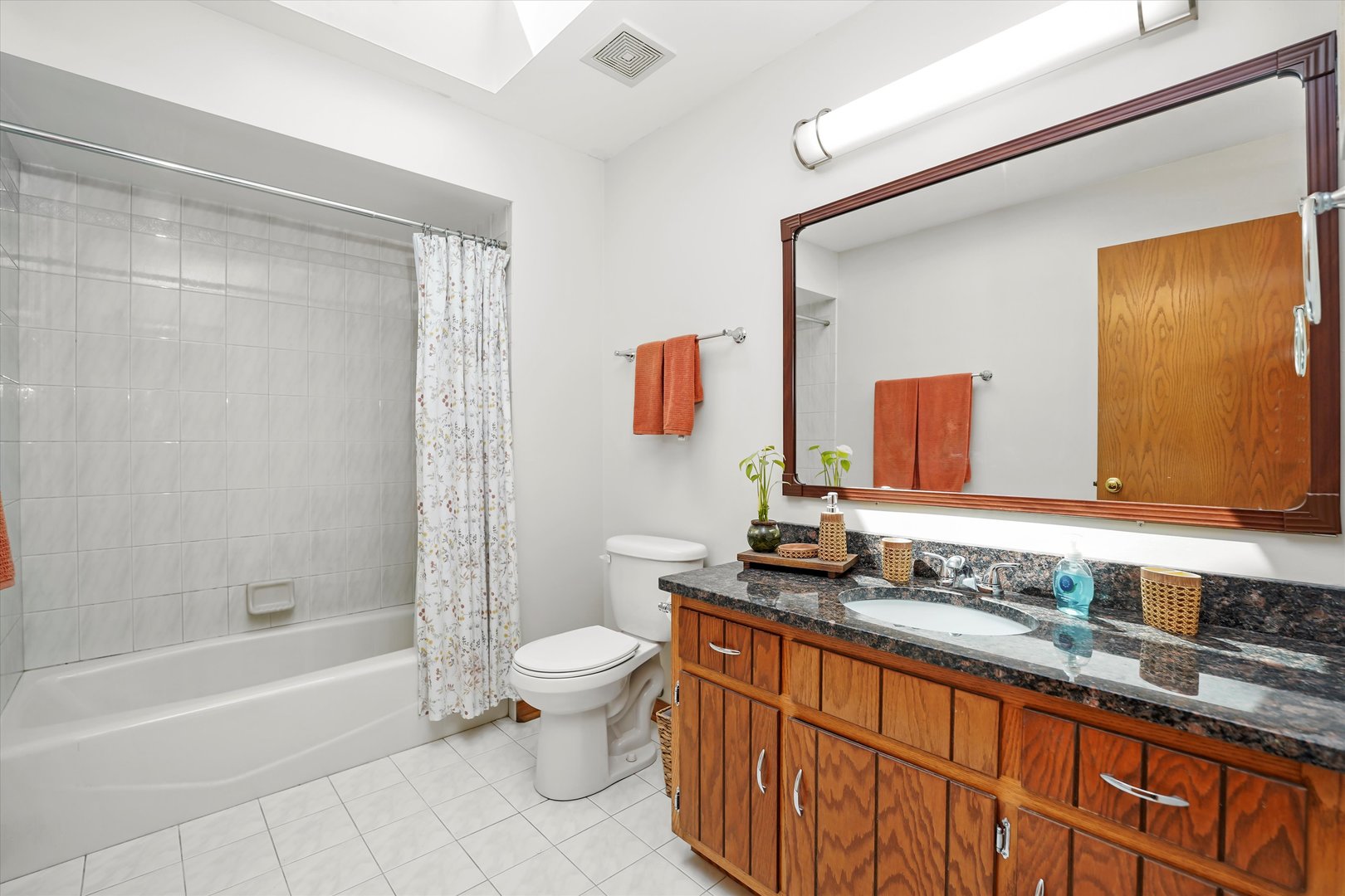 16620 Pear Avenue Property Photo 39
