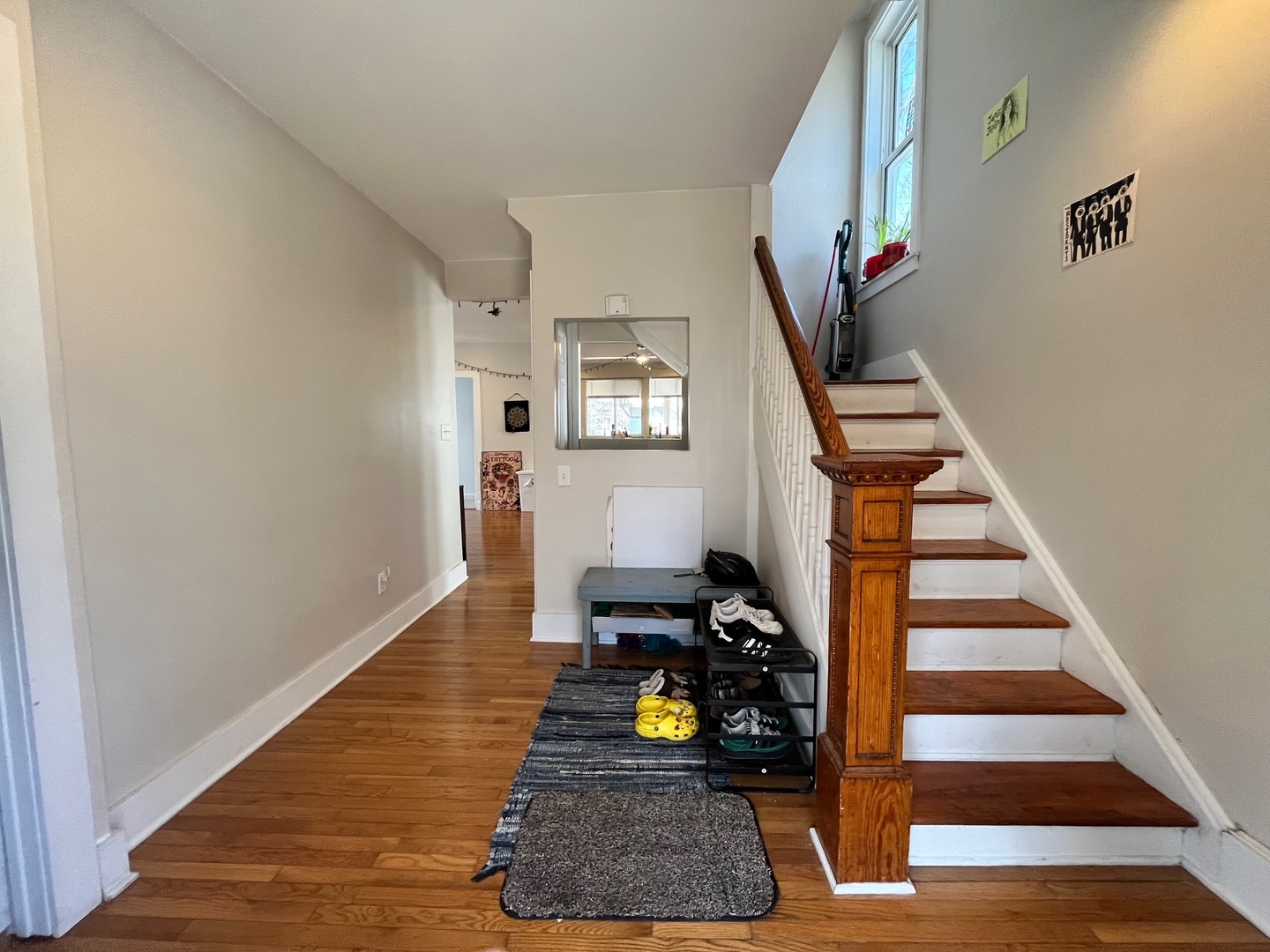 706 W High Street Property Photo 3