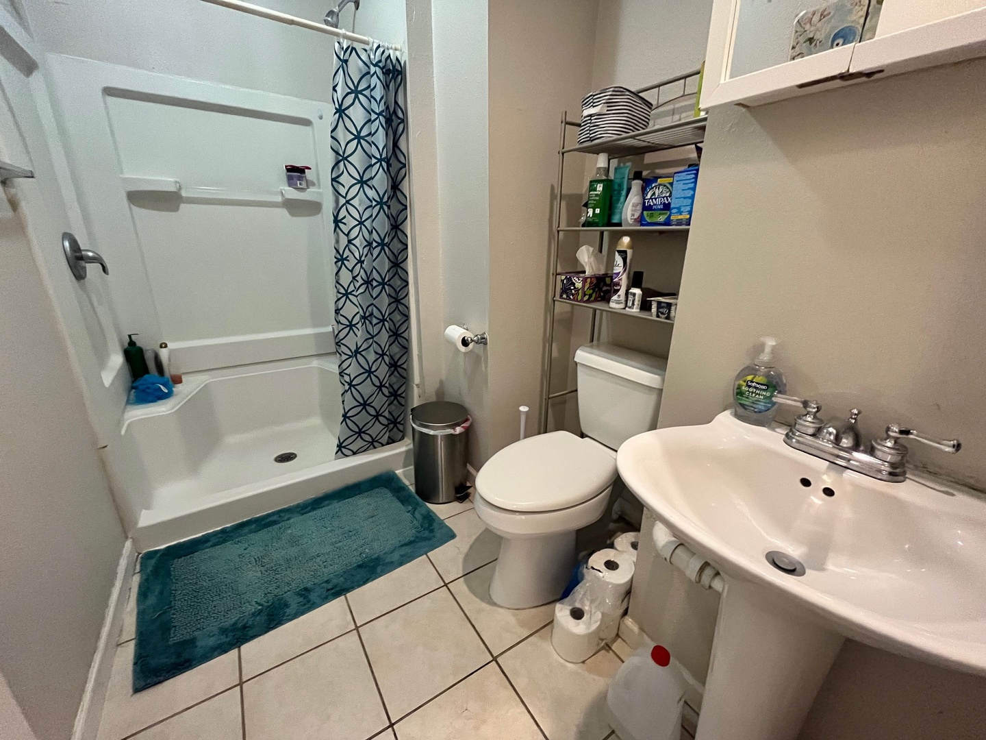 706 W High Street Property Photo 11