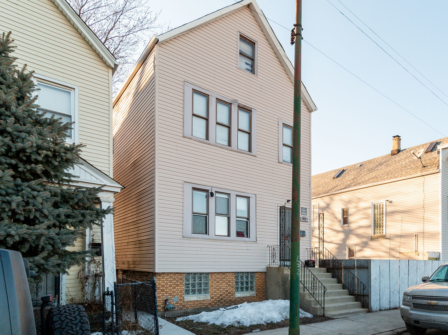 4942 S RACINE Avenue Property Photo 1