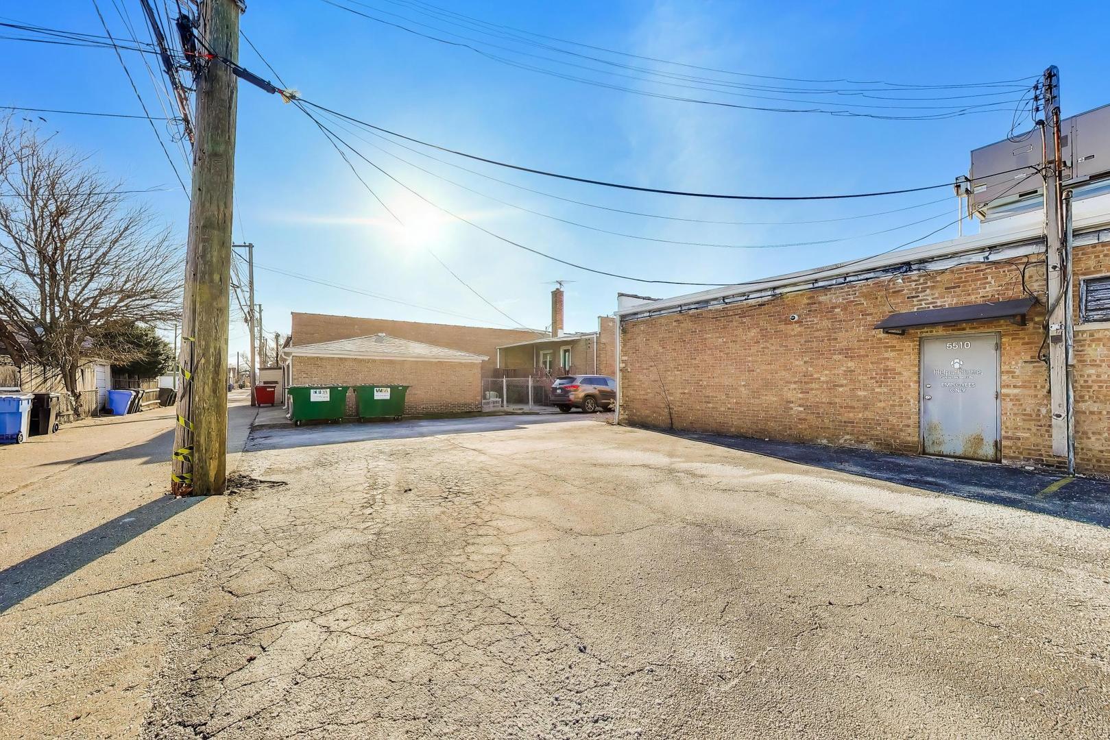 5510 W Montrose Avenue Property Photo 34