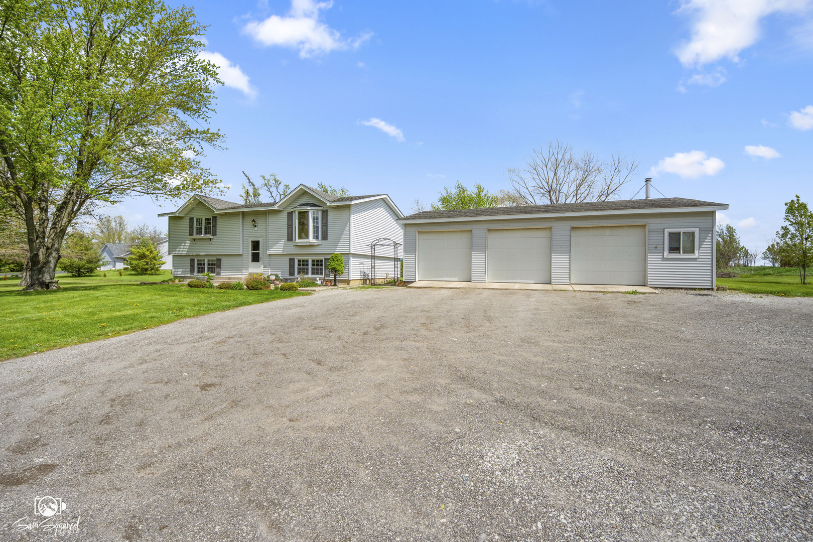 27057 S Woodlawn Avenue Property Photo 3