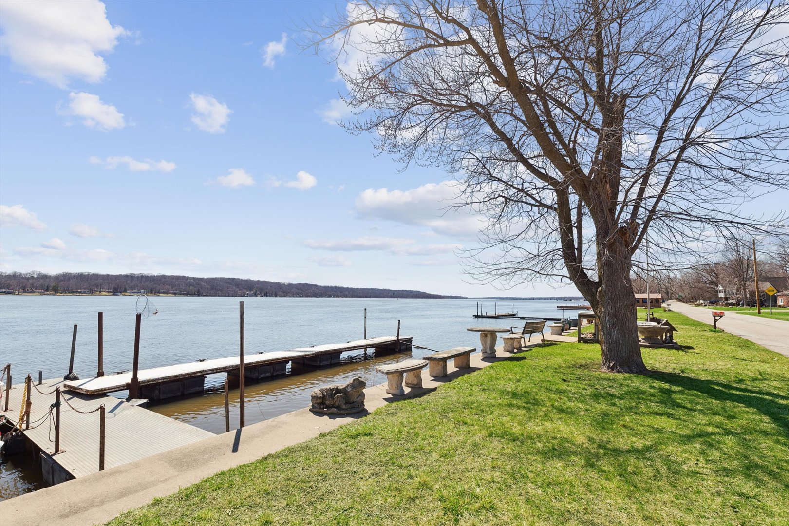 1811 Canal Shore Drive Property Photo 14