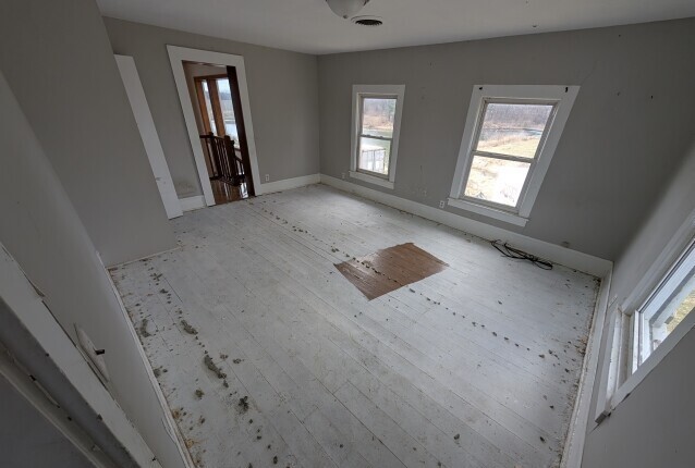 714 E County Line Road Property Photo 12
